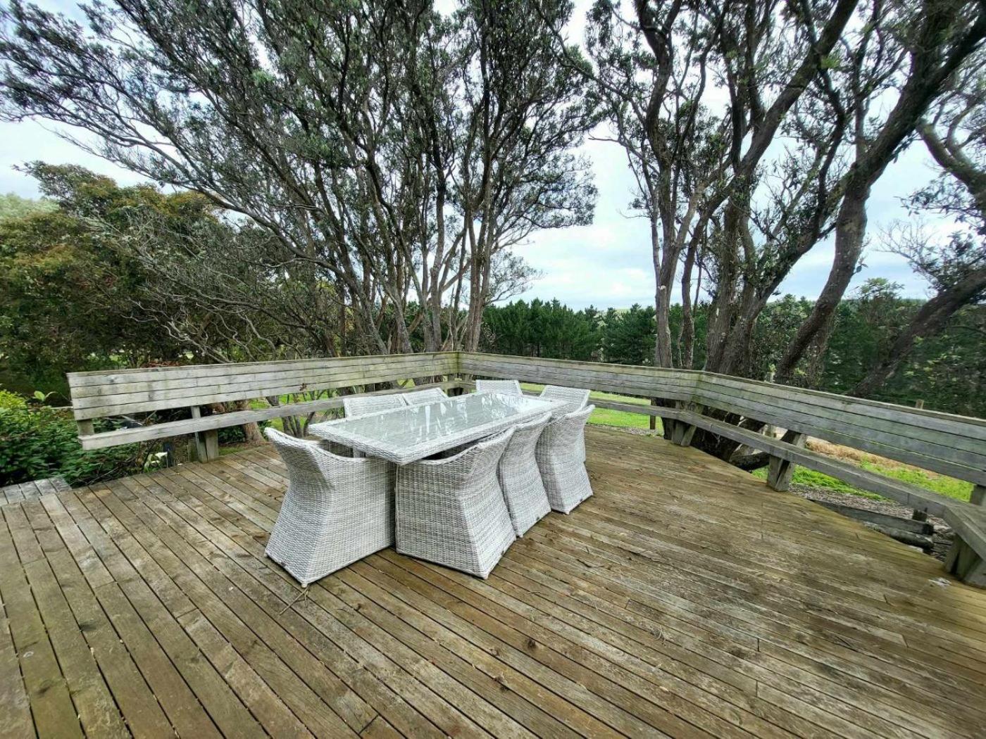 Kai Iwi Lakes Resort Kaihu Bagian luar foto