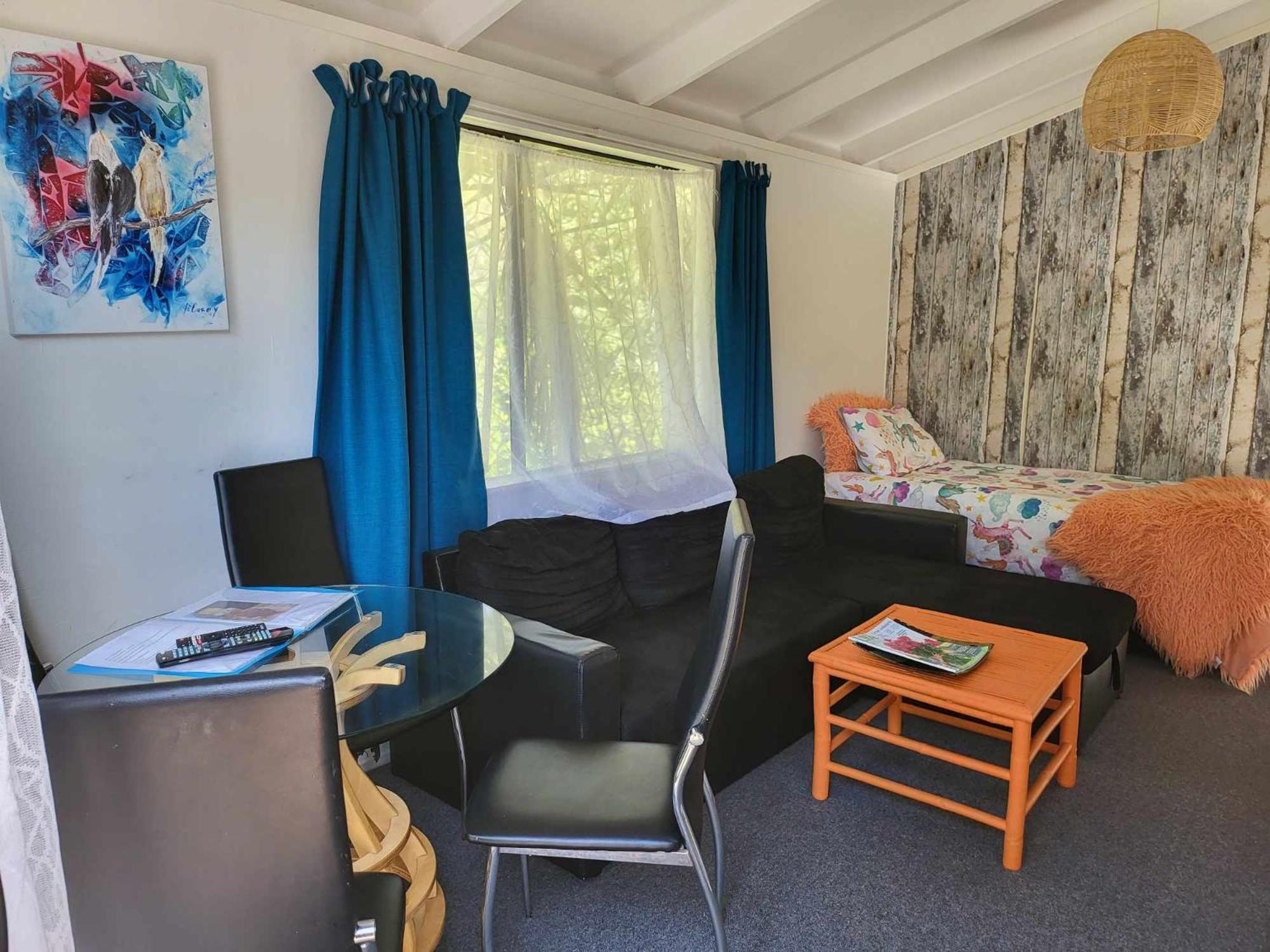 Kai Iwi Lakes Resort Kaihu Bagian luar foto