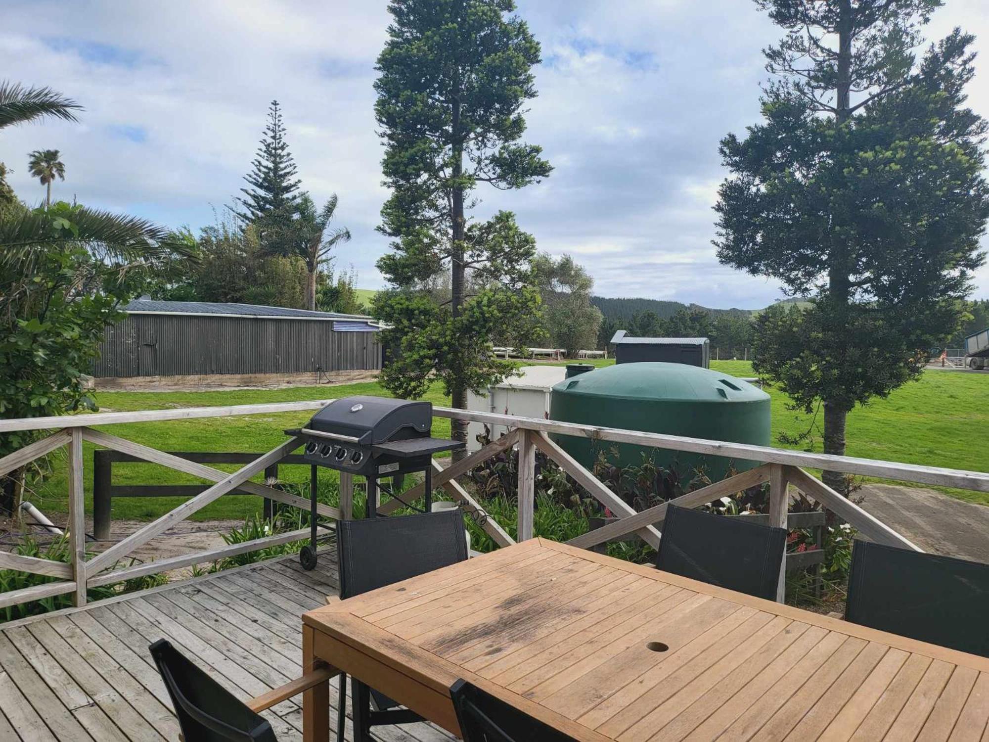 Kai Iwi Lakes Resort Kaihu Bagian luar foto